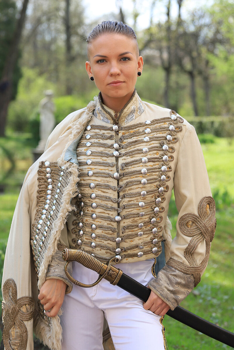 Уля, 21